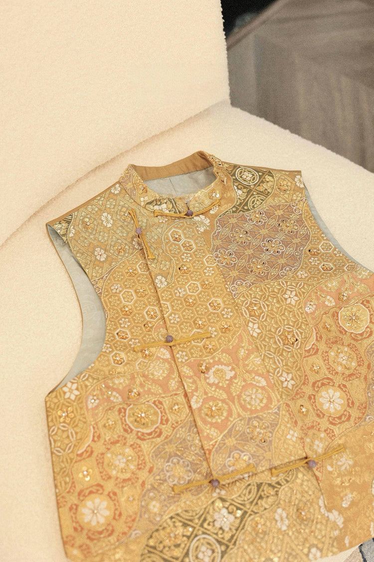 Golden Kesi Floral Silk Vest (Exclusive Piece) 金色缂丝团花马甲(孤品)