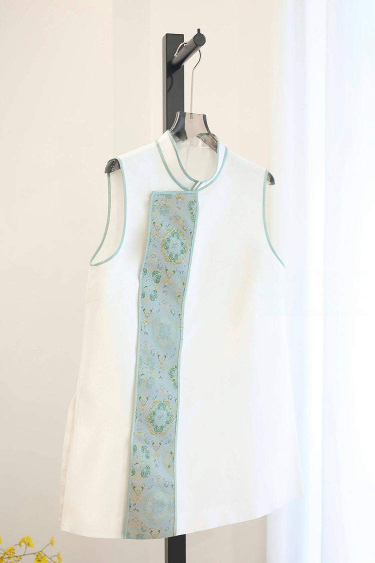 Yunting Song Brocade Wool-Silk Long Vest 雲汀宋錦絲毛長馬甲