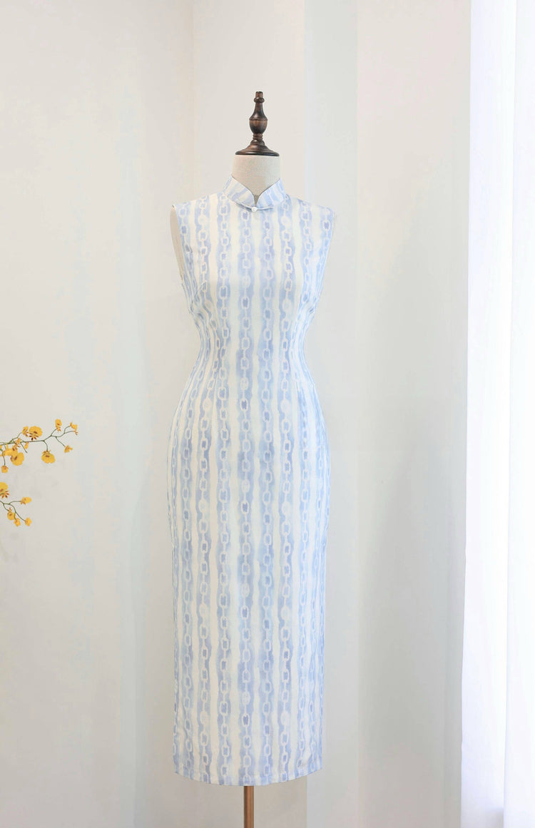 Ice Lock Silk Qipao 冰鎖真絲旗袍