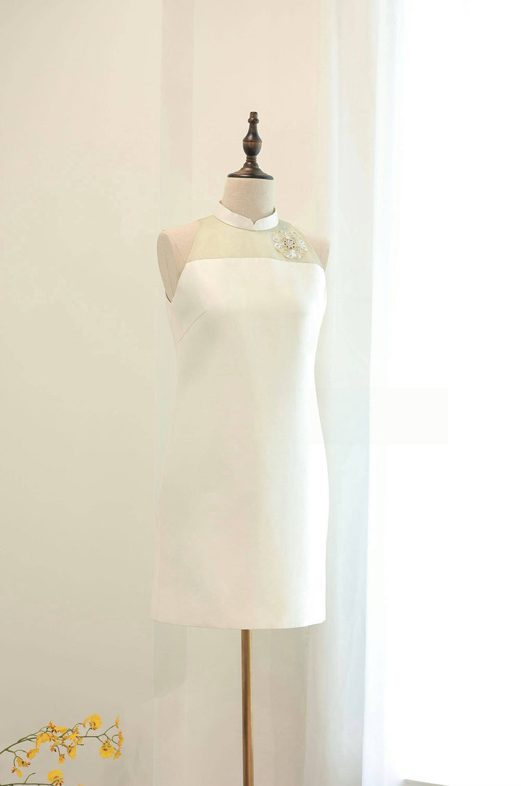 Golden Silk Embroidery Sheer White Short Qipao 金絲繡手繡紗白色短旗袍