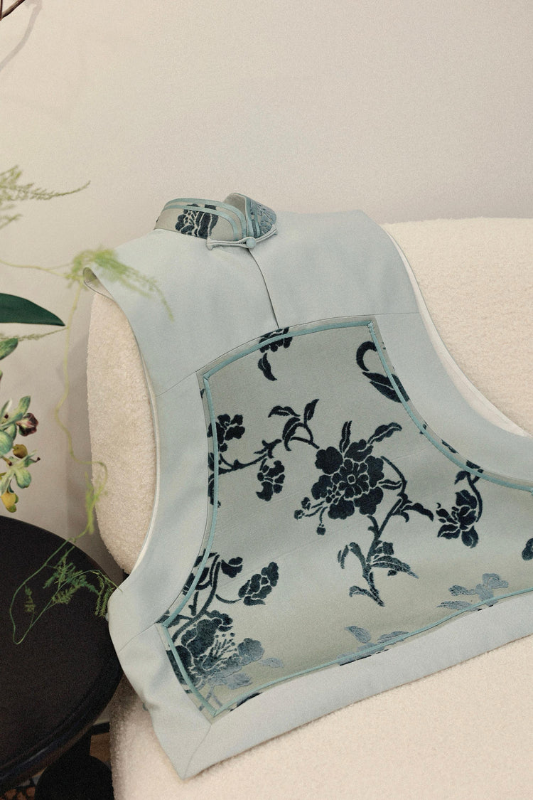 Aqua Blue Silk-Blend Zhang Velvet Vest 水藍絲毛漳絨馬甲