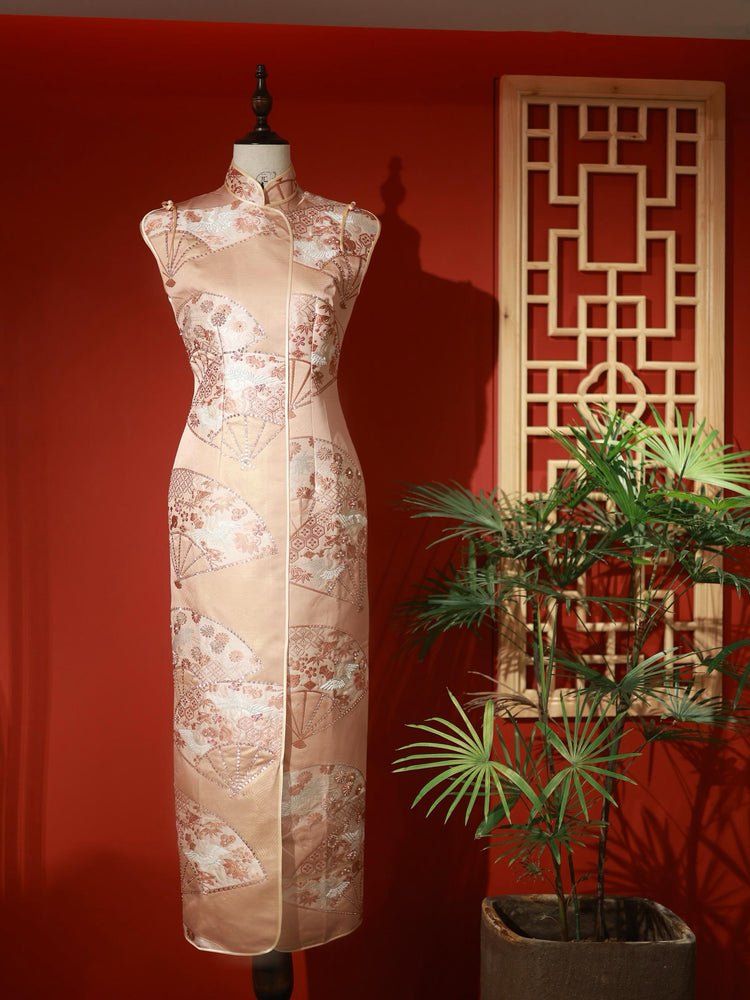 Pink Nishijin Brocade Fan-Pattern Qipao (Exclusive Piece) 淺粉西陣織扇紋旗袍(孤品)