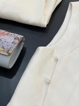 Ivory Silk Vest with Asymmetrical Front 米白真絲斜襟馬甲