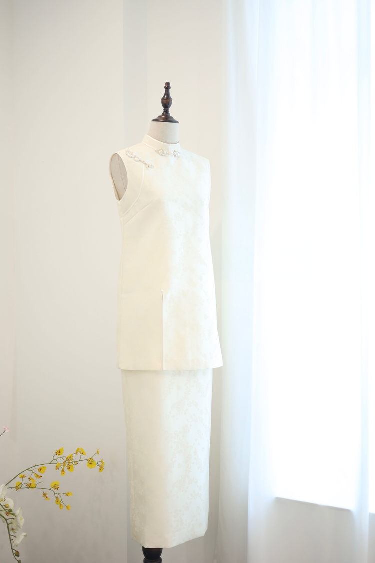 Song Brocade Orchid Button New Chinese-Style Set 宋錦蝴蝶蘭花扣新中式套裝