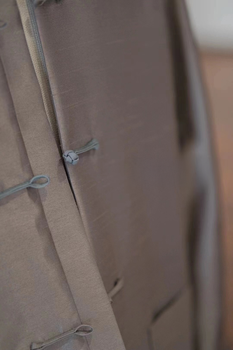 Misty Haze Tussah Silk Mandarin Jacket 煙嵐柞絲中式對襟外套