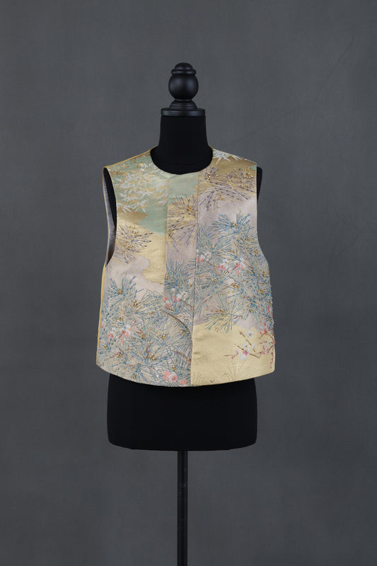 Ephemeral Pines and Clouds Nishijin-ori Vest (Exclusive Piece) 雲影松境西陣織馬甲(孤品)