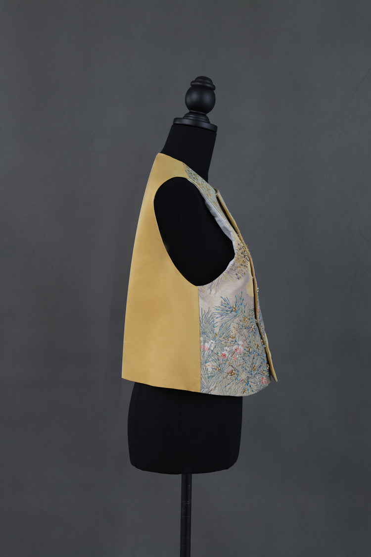 Ephemeral Pines and Clouds Nishijin-ori Vest (Exclusive Piece) 雲影松境西陣織馬甲(孤品)