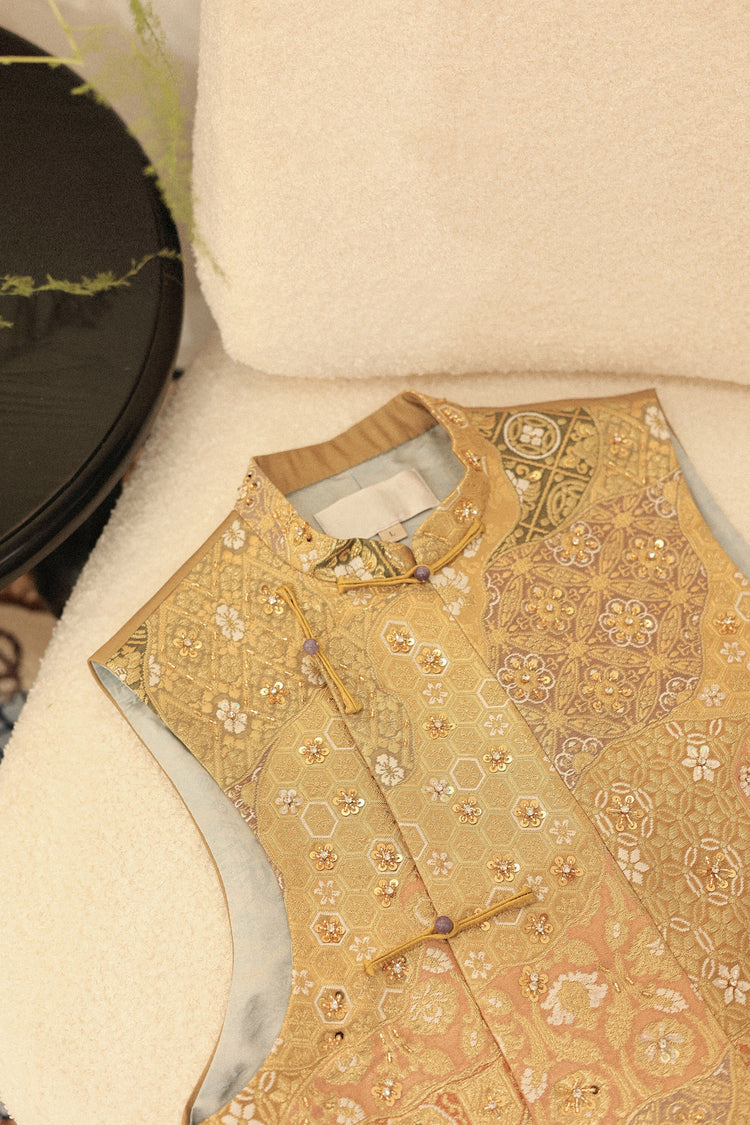 Iridescent Mist Nishijin Brocade Vest 金色緙絲團花馬甲 (Exclusive Piece 孤品)