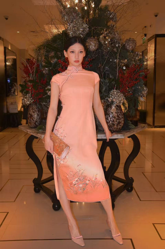 Peach Gradient Seiken Cheongsam 蜜桃漸變正絹旗袍 (Exclusive Piece 孤品)