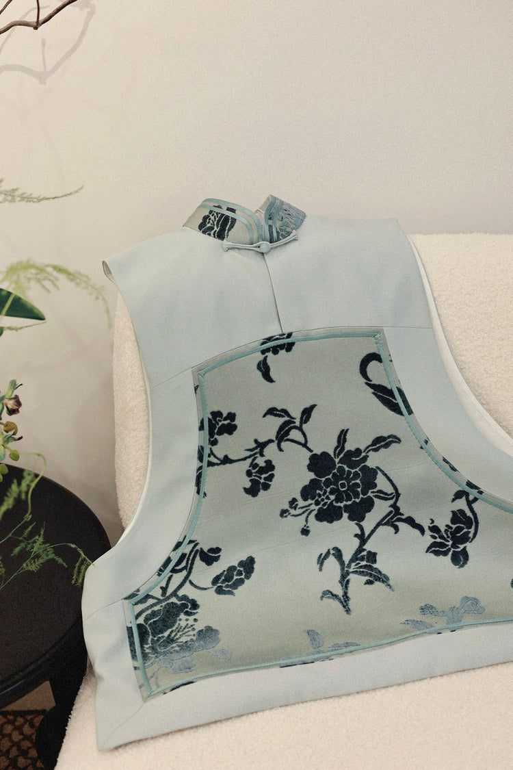 Aqua Blue Silk-Blend Zhang Velvet Vest 水藍絲毛漳絨馬甲