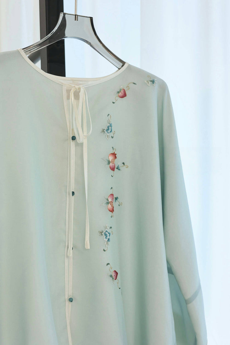 Pale Green Hand-Embroidered Sheer Blouse 淺綠手繡紗薄上衣