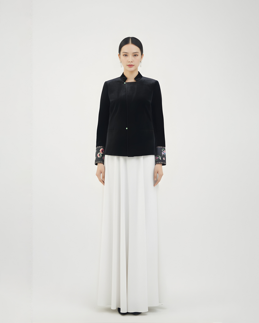 Black Velvet & Hand-Embroidered Open-Collar Jacket 黑色絲絨手繡開襟外套