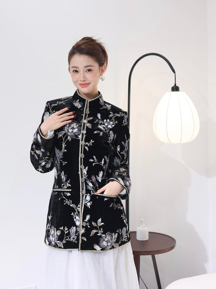 Black Velvet French Embroidered Jacket 黑色天鹅绒法式刺绣夹克