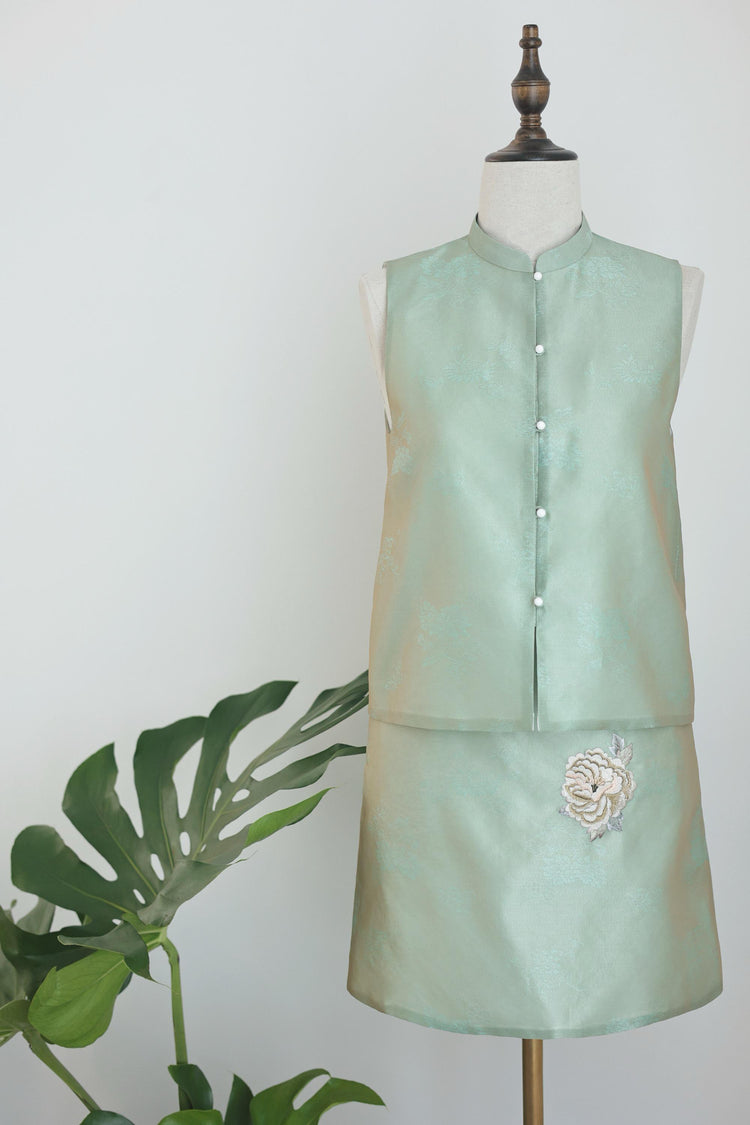 Mint Green Hand-Embroidered Sheer Sleeveless Set (Exclusive Piece) 薄荷綠手繡紗無袖套裝(孤品)