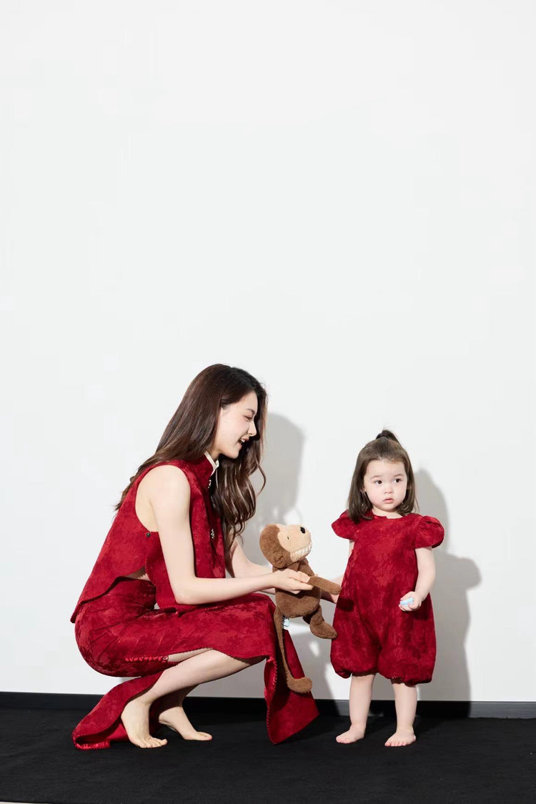 Crimson Silk Jacquard Set 緋霞真絲提花新中式套裝