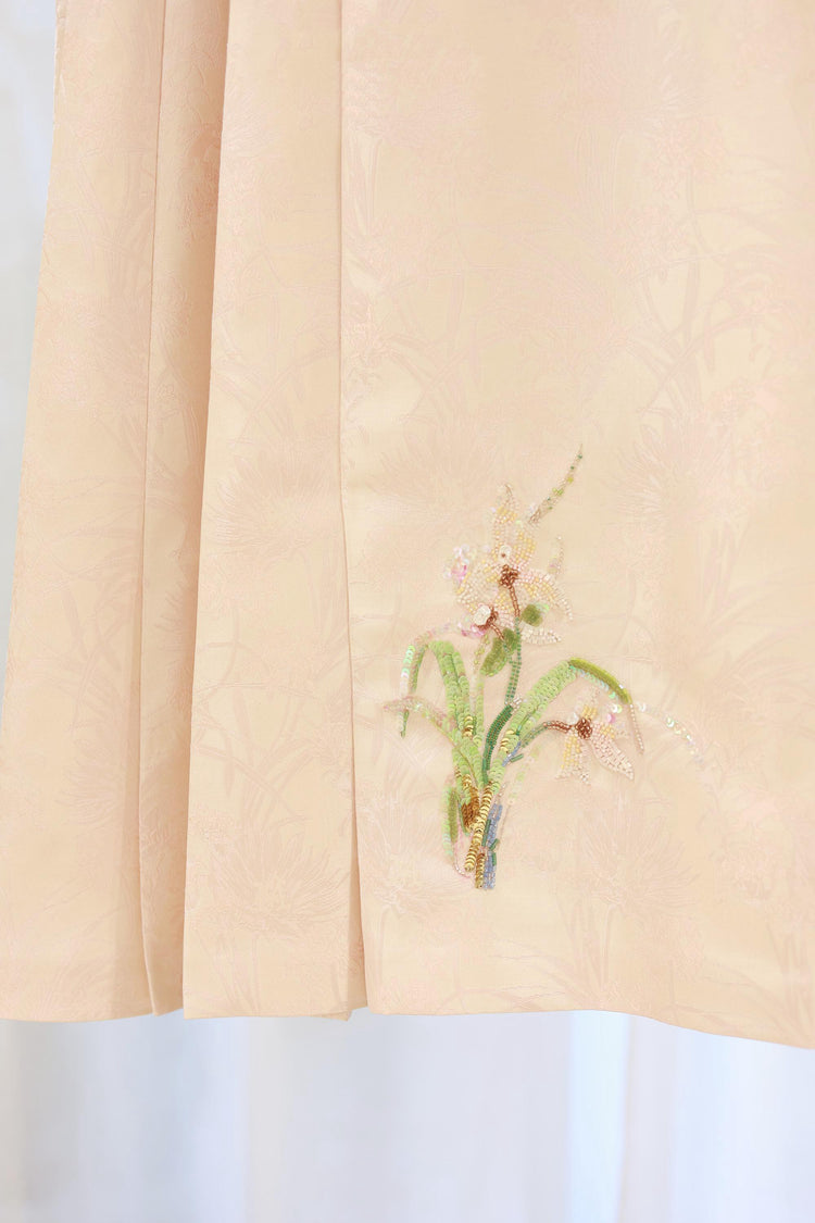 Brocade Pink Jacquard French Embroidered Mamian Skirt 織錦緞粉色提花法式刺繡馬面裙