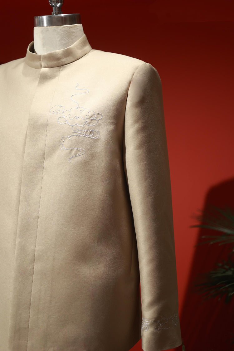 Light Gold Zhongshan Suit with Auspicious Cloud Embroidery 金韻祥雲中山裝