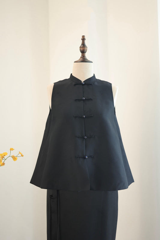 Ink-Hued Silk A-Line Mandarin Vest (Exclusive Piece) 深墨色真絲立領A擺馬甲(孤品)