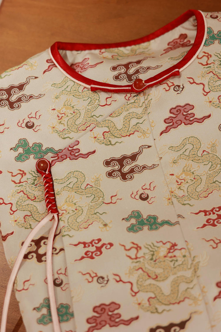 Scarlet Cloud & Auspicious Dragon Song Brocade Jacket 赤雲祥龍宋錦外套