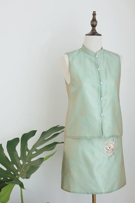 Mint Green Hand-Embroidered Sheer Sleeveless Set (Exclusive Piece) 薄荷綠手繡紗無袖套裝(孤品)