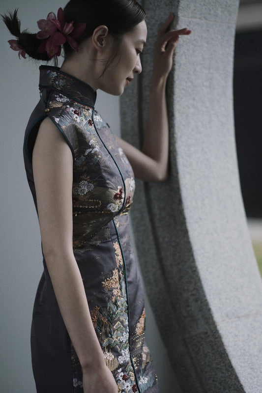 Grey Nishijin Brocade Qipao (Exclusive Piece) 灰色繁花西陣織旗袍(孤品)