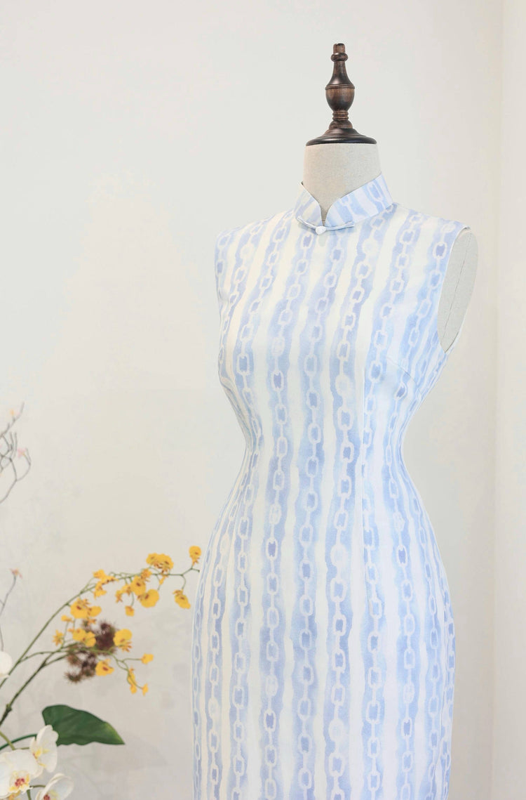 Ice Lock Silk Qipao 冰鎖真絲旗袍