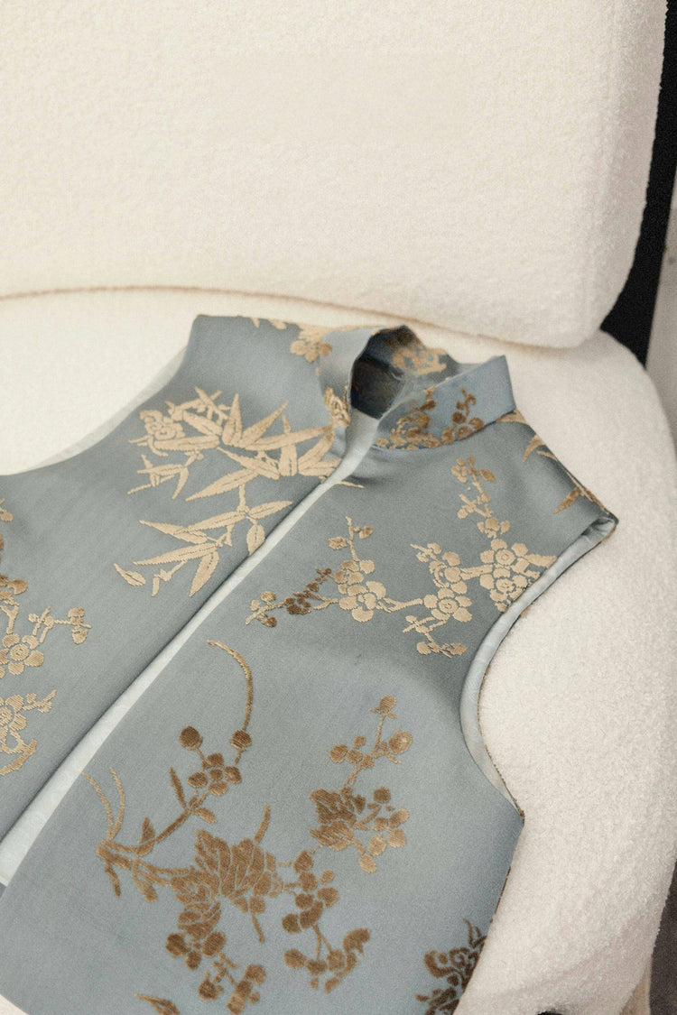 Mist Blue Branch Zhang Velvet Vest 黛雲金枝漳絨馬甲
