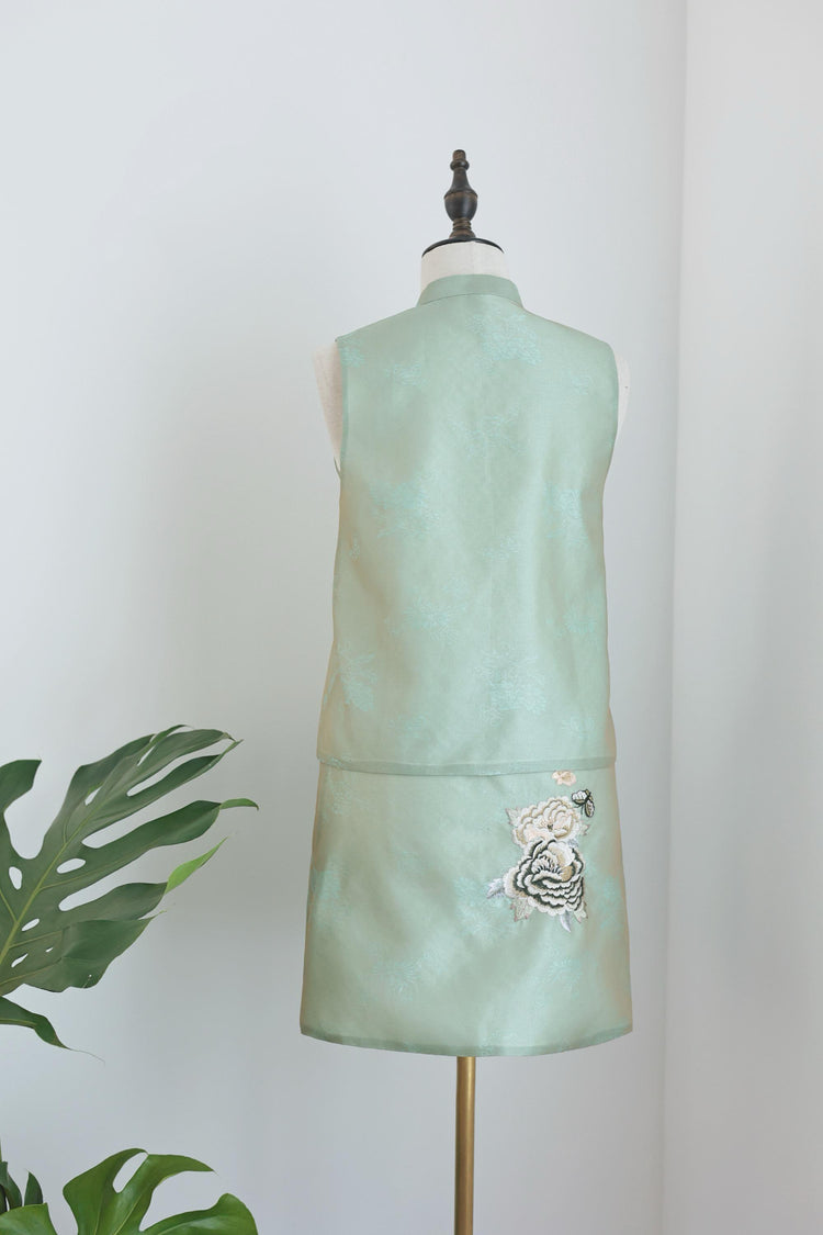 Mint Green Hand-Embroidered Sheer Sleeveless Set (Exclusive Piece) 薄荷綠手繡紗無袖套裝(孤品)