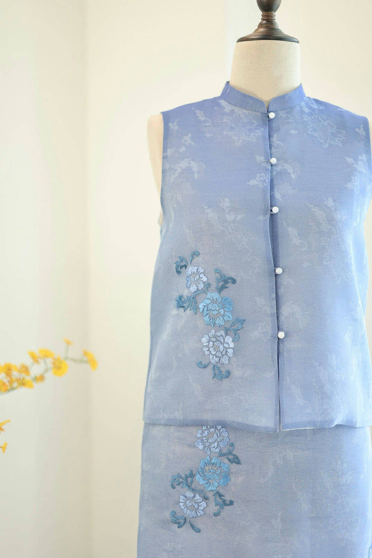 Starry Blue Hand-Embroidered Sheer Sleeveless Set (Exclusive Piece) 星藍手繡紗無袖套裝 (孤品)