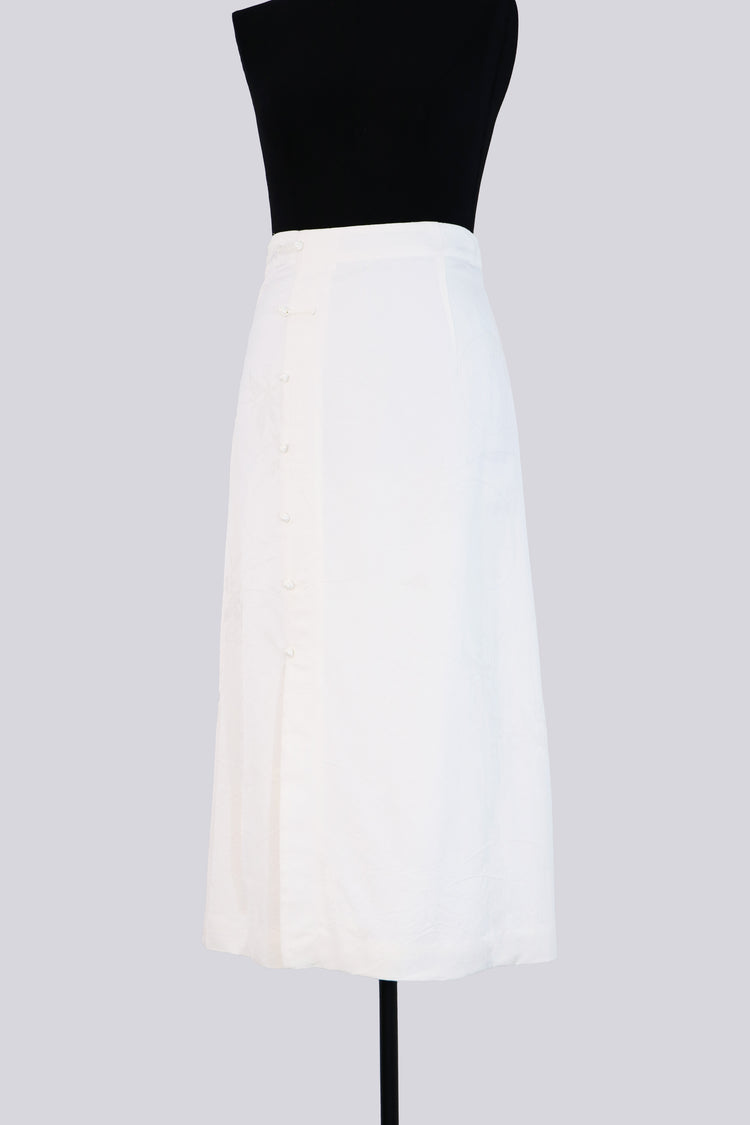 Silk Skirt with Decorative knot Buttons 白色真絲一字扣假襟半裙