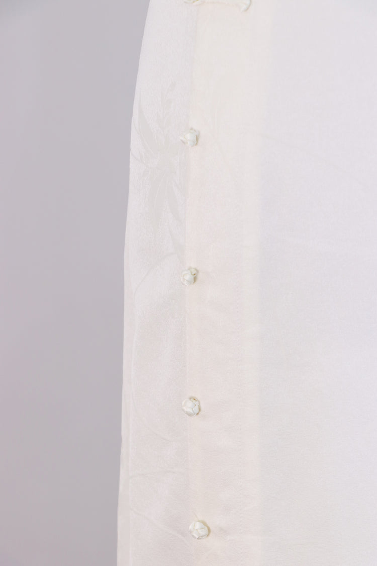 Silk Skirt with Decorative knot Buttons 白色真絲一字扣假襟半裙