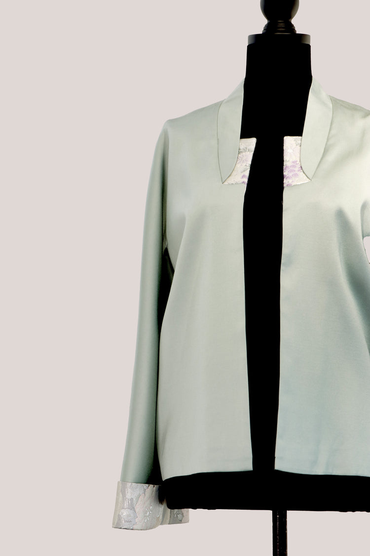 Moss Green Jacket with Nishijin Weave Panels 薄荷綠西陣織拼接外套