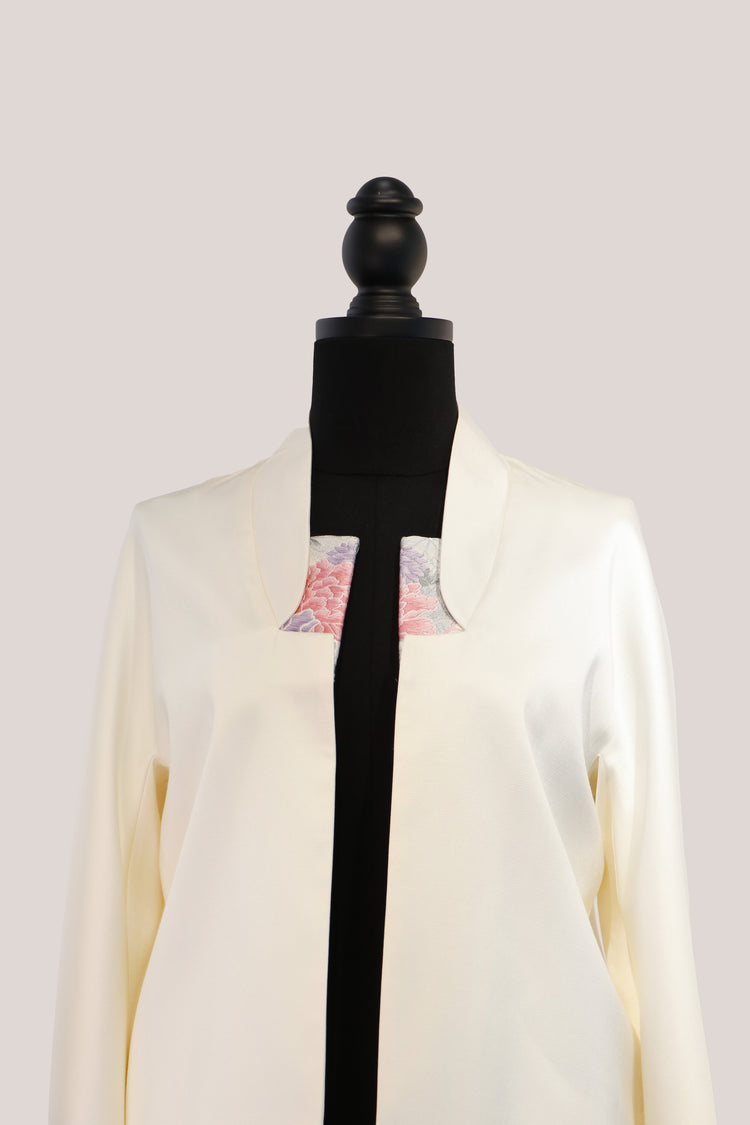 Ivory Jacket with Nishijin Weave Panels 米白西陣織拼接外套