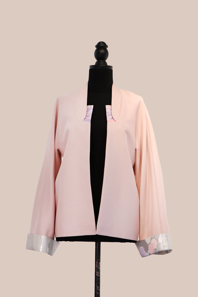 Lotus Pink Jacket with Nishijin Weave Panels 藕粉西陣織拼接外套