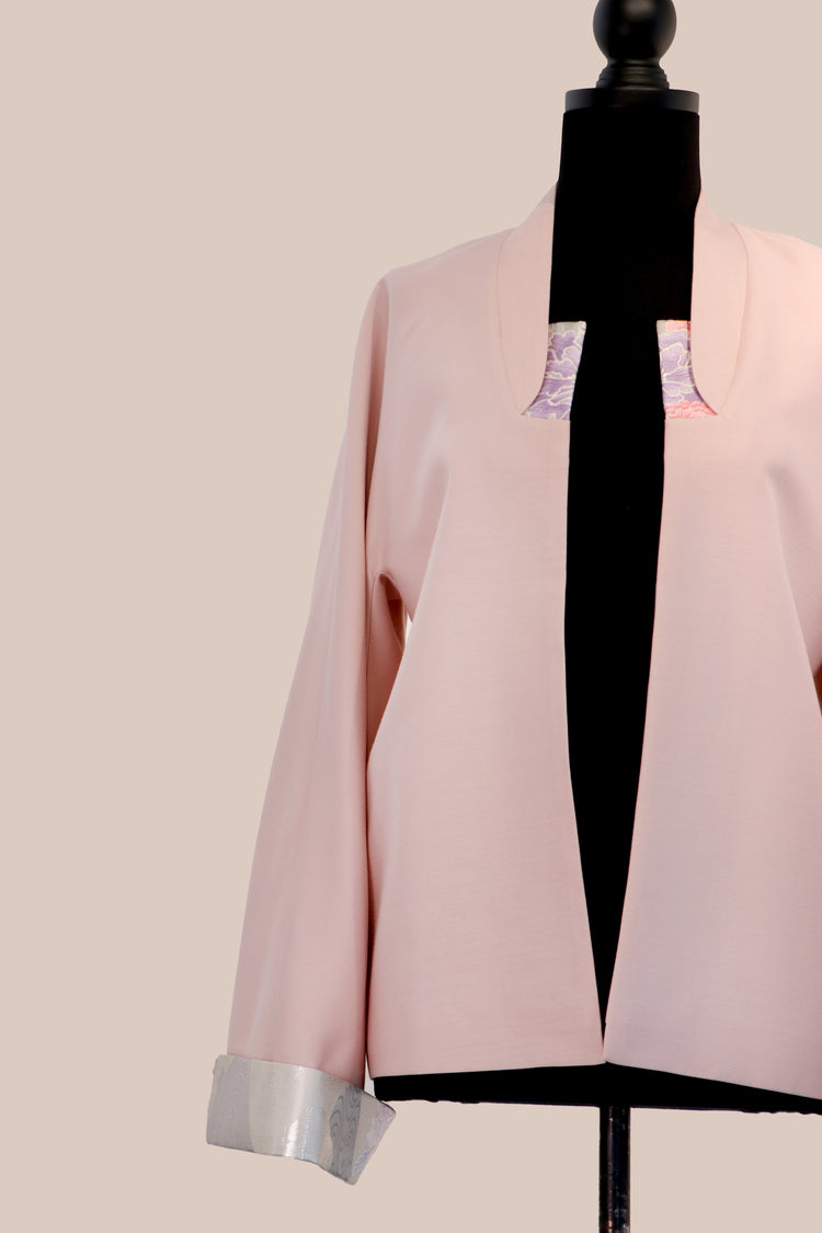 Lotus Pink Jacket with Nishijin Weave Panels 藕粉西陣織拼接外套