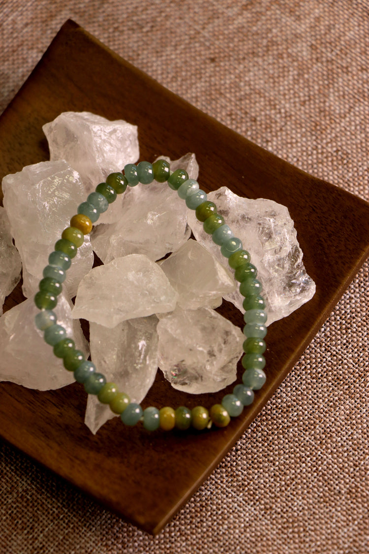 Verdant Jade Harmony Bracelet 綠玉清寧手串