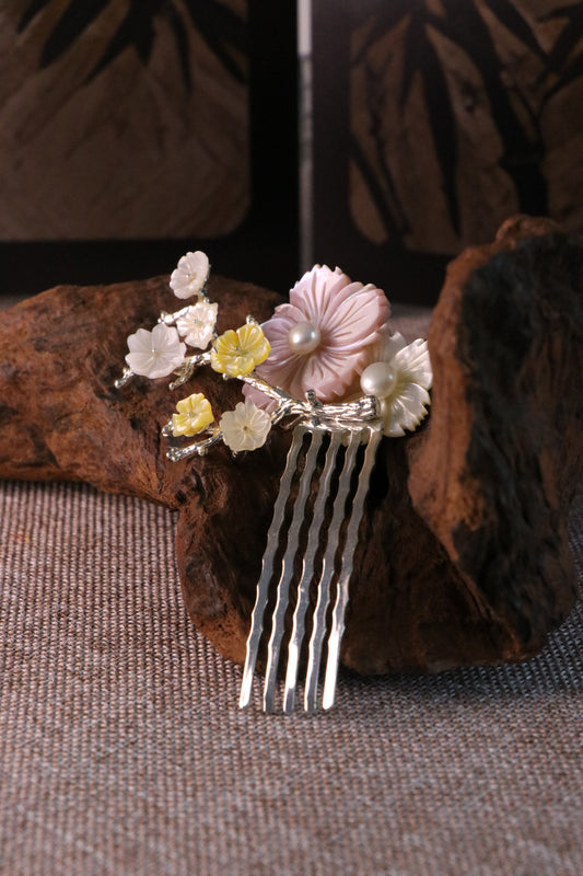 Blossom Mist Agate Hairpin 春曉貝語瑪瑙簪