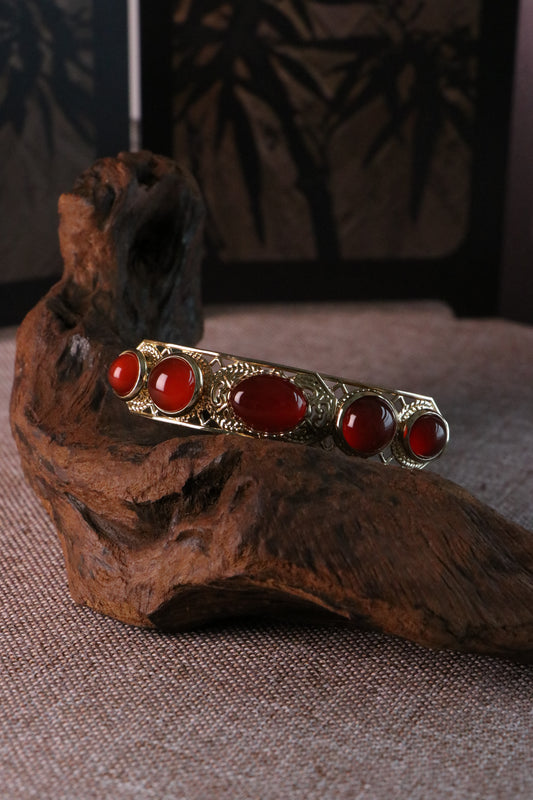 Crested Light Agate Hairpin 金嶺浮光瑪瑙簪