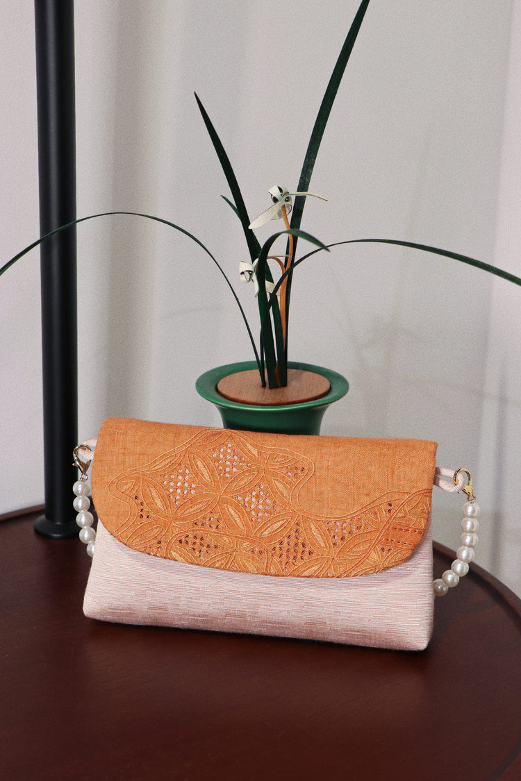 Sun Peach Silk Clutch 曙桃真絲手包