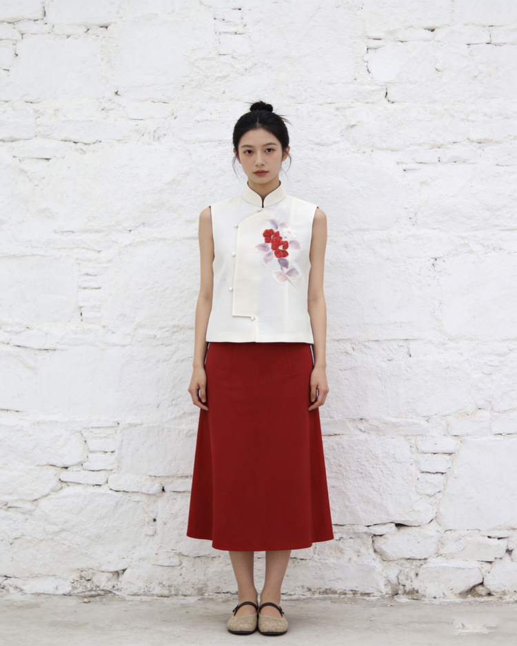 Crimson Bloom Kesi Vest (Exclusive Piece) 赤霞綻蕊緙絲馬甲(孤品)