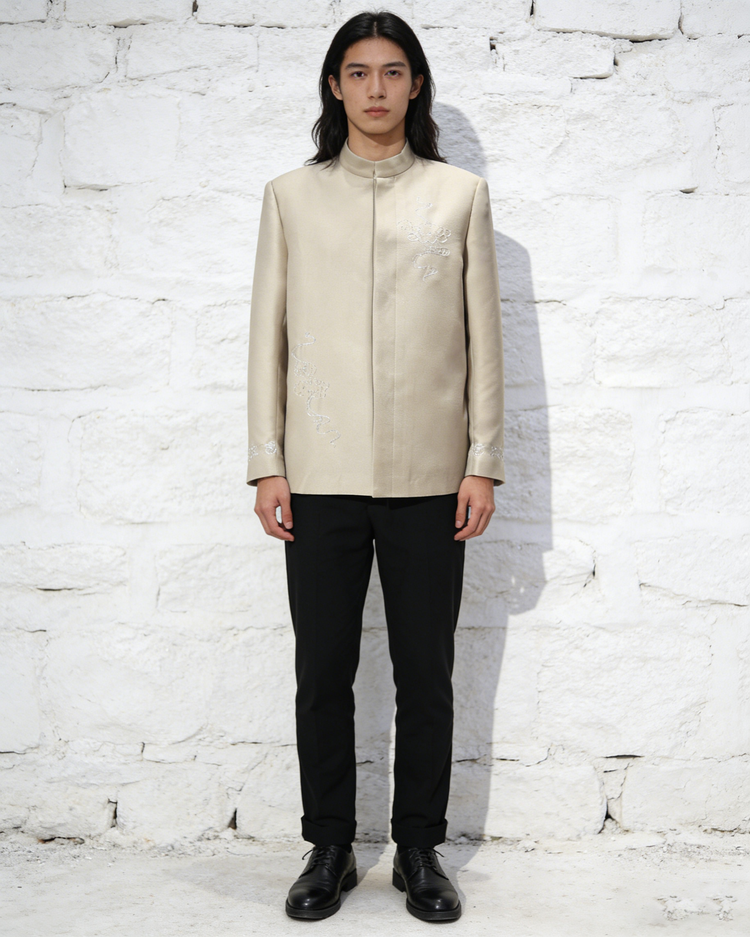 Light Gold Zhongshan Suit with Auspicious Cloud Embroidery 金韻祥雲中山裝