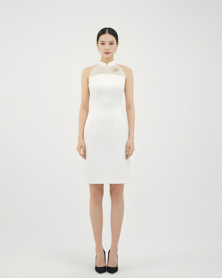 Golden Silk Embroidery Sheer White Short Qipao 金絲繡手繡紗白色短旗袍