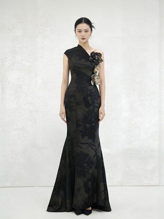 One-Shoulder Song Brocade Gown with Handmade Flowers 宋錦手作花斜肩禮服