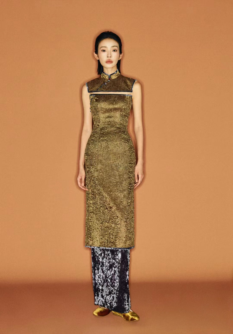 Copper Velvet-Trimmed Faux Two-Piece Neo-Chinese Gown 銅色絨面假兩件新中式禮裙
