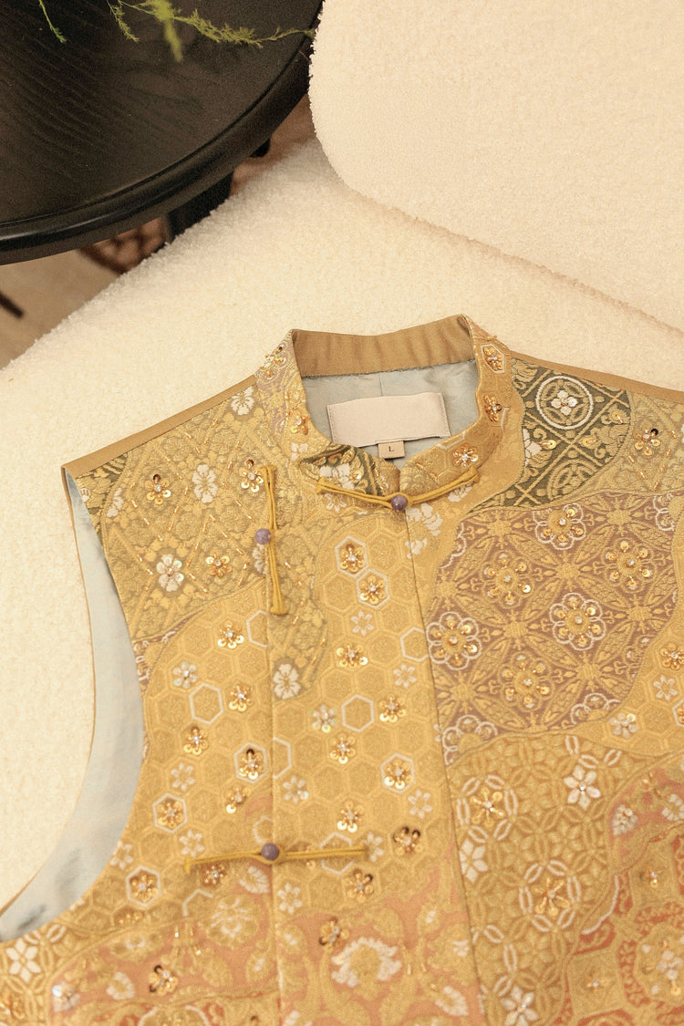 Iridescent Mist Nishijin Brocade Vest 金色緙絲團花馬甲 (Exclusive Piece 孤品)