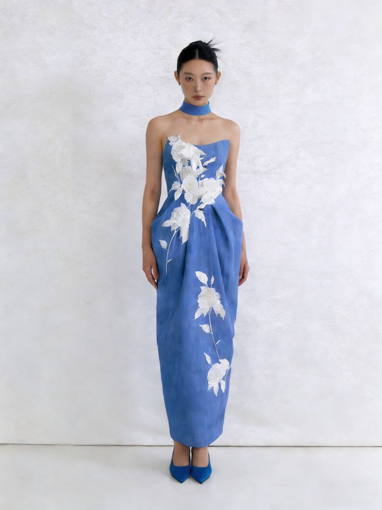 White Rose Relief Strapless Gown 立體玫瑰雕花抹胸禮裙