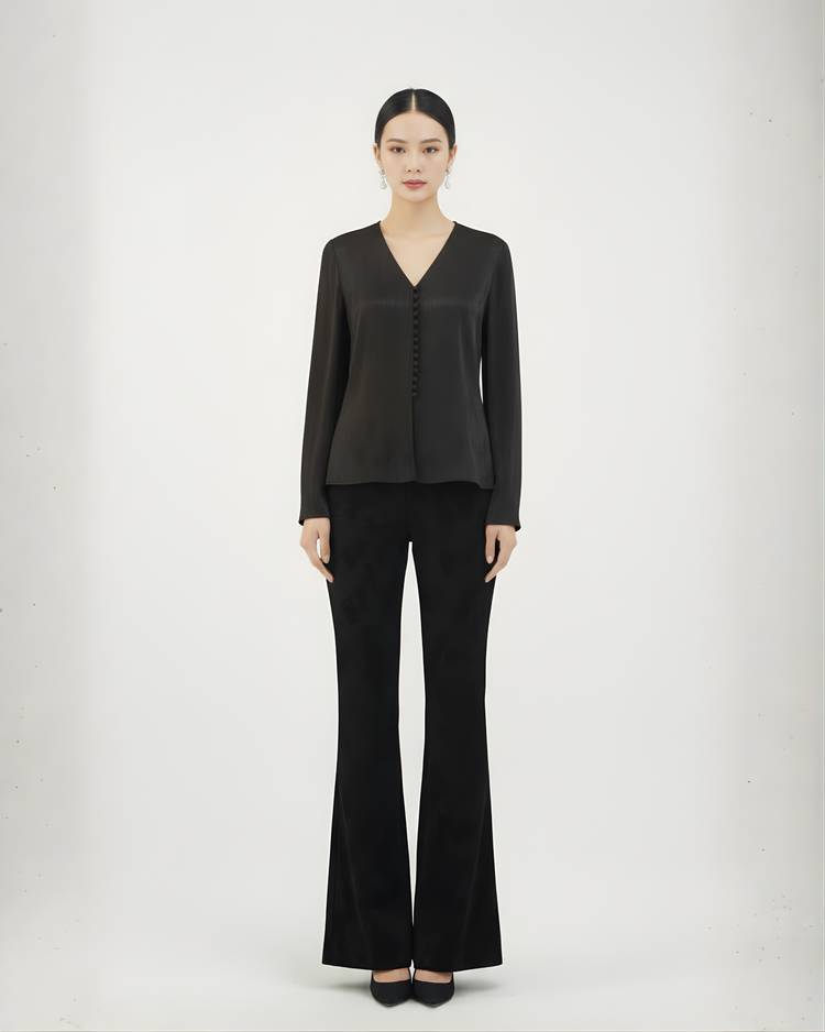 Black Xiangyun Silk V-neckline Blouse 黑色香雲紗V領上衣