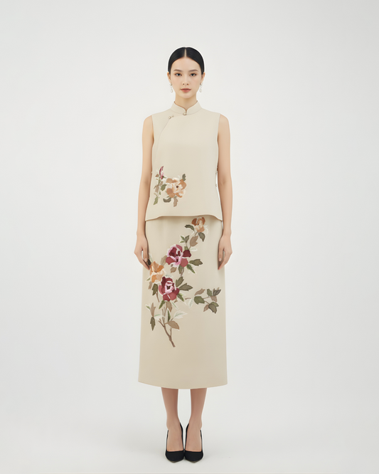 Champagne Mulberry Silk Hand-Embroidered Appliqué Qipao Set 香檳色桑蠶絲手繡布帖花旗袍套裝(孤品)