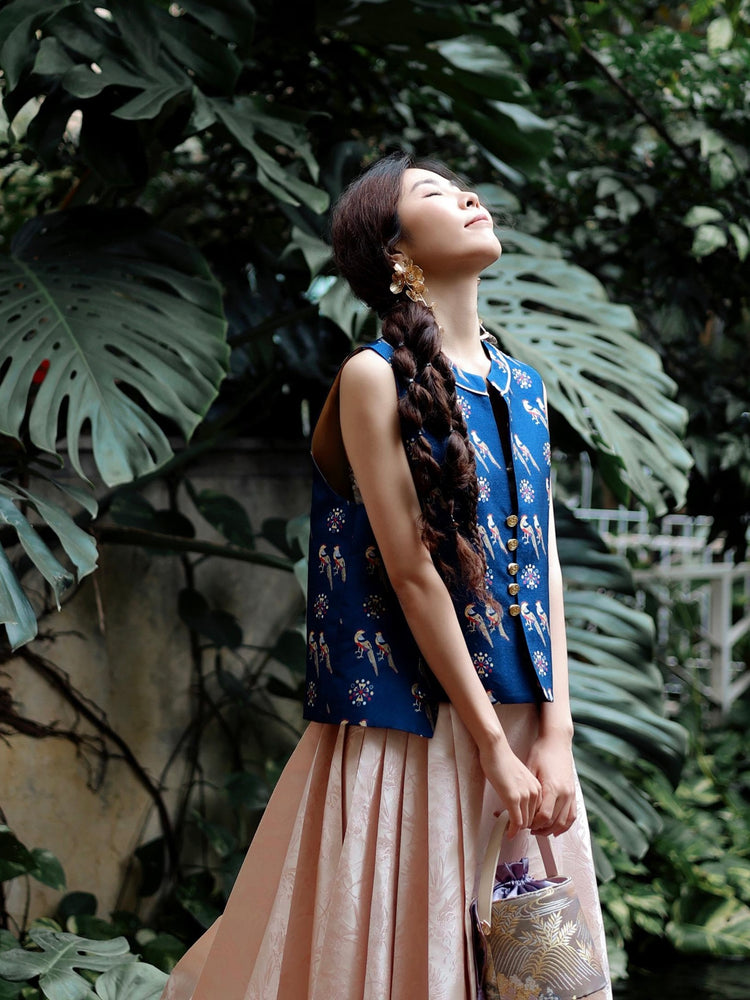 Brocade Pink Jacquard French Embroidered Mamian Skirt 織錦緞粉色提花法式刺繡馬面裙
