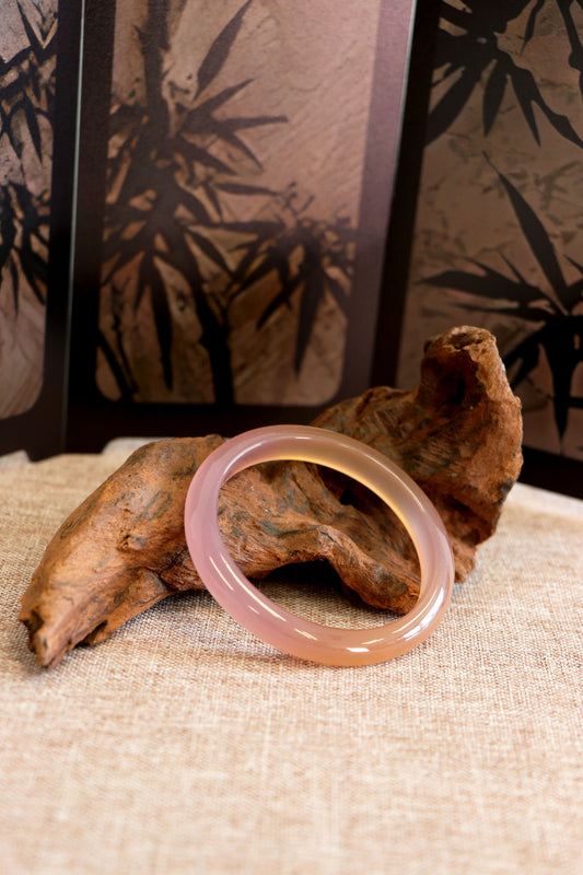 Dusky Rose Agate Bangle 玫瑰瑪瑙手鐲